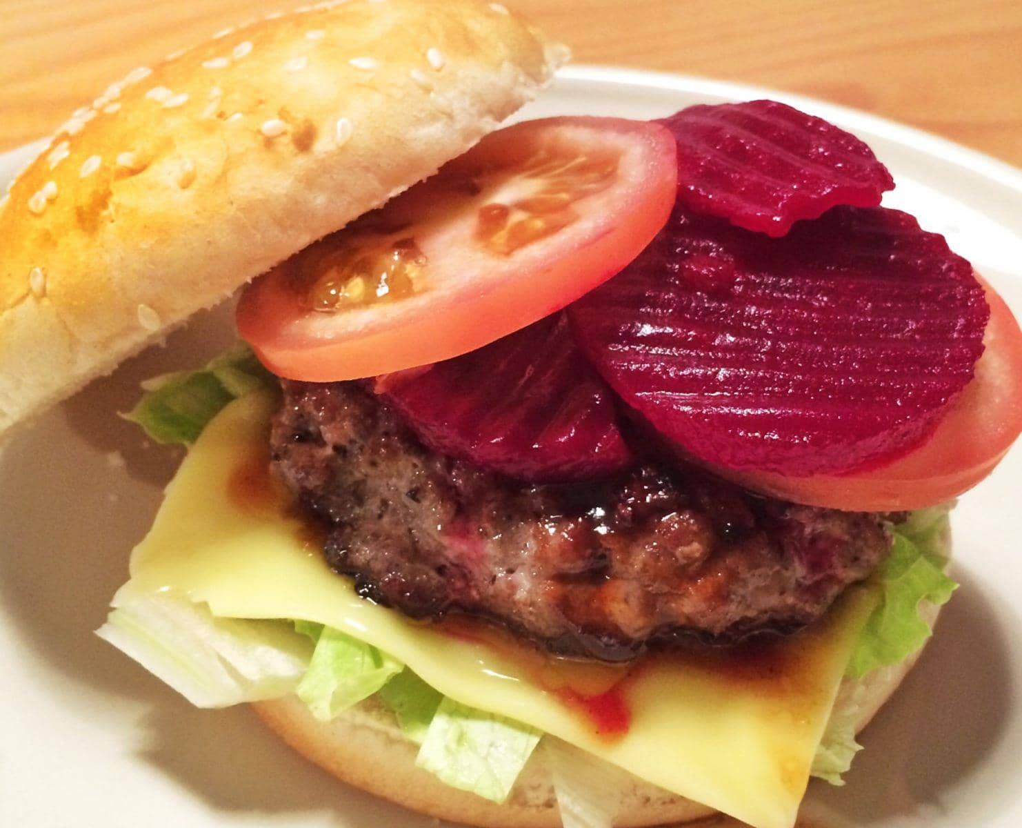 Bánh Hamburger Củ Dền