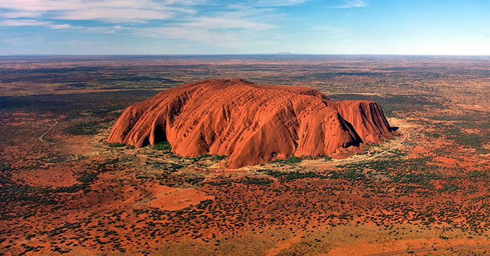 Vườn quốc gia ULURU-KATA TJUTA